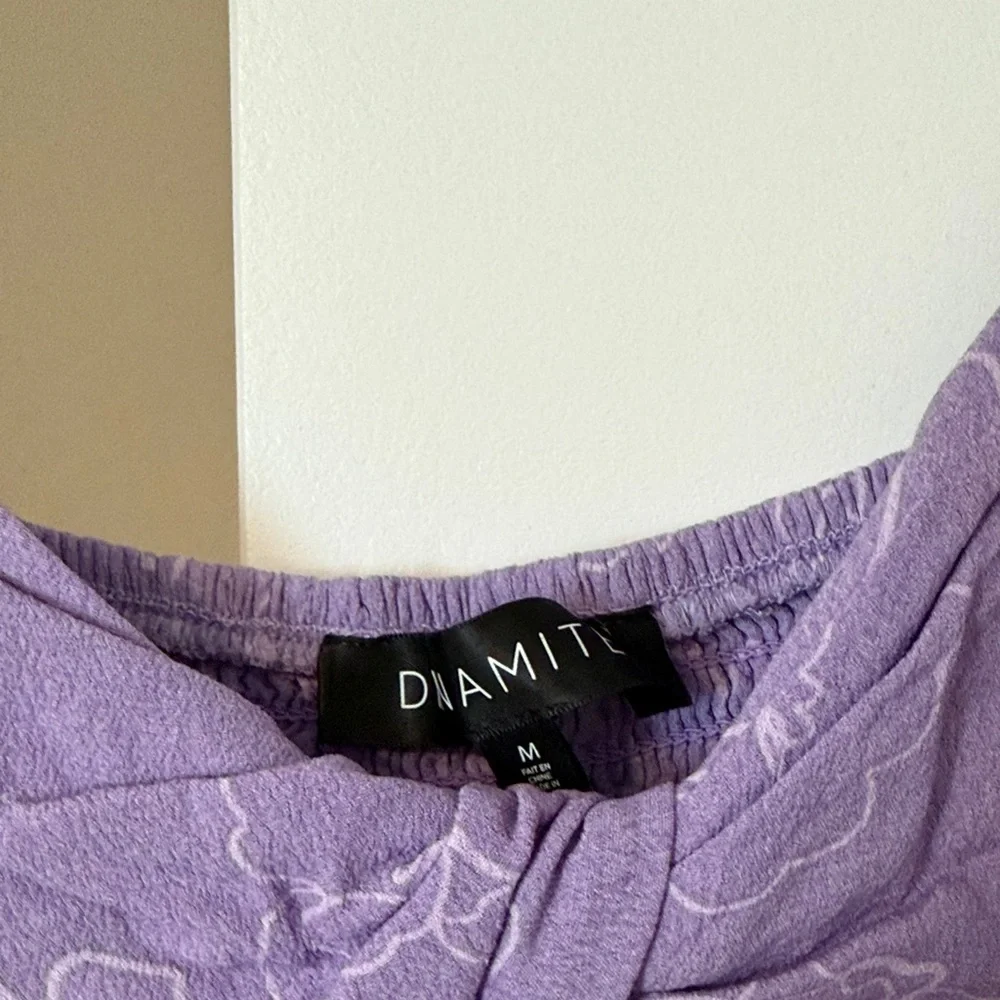 Dynamite Lavender Midi Dress - Picture 2 of 4